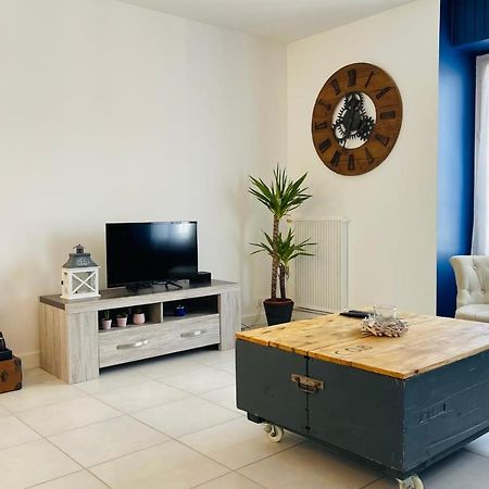 Superb Apartment 10 Min Walk From The Castle Амбоаз Екстериор снимка
