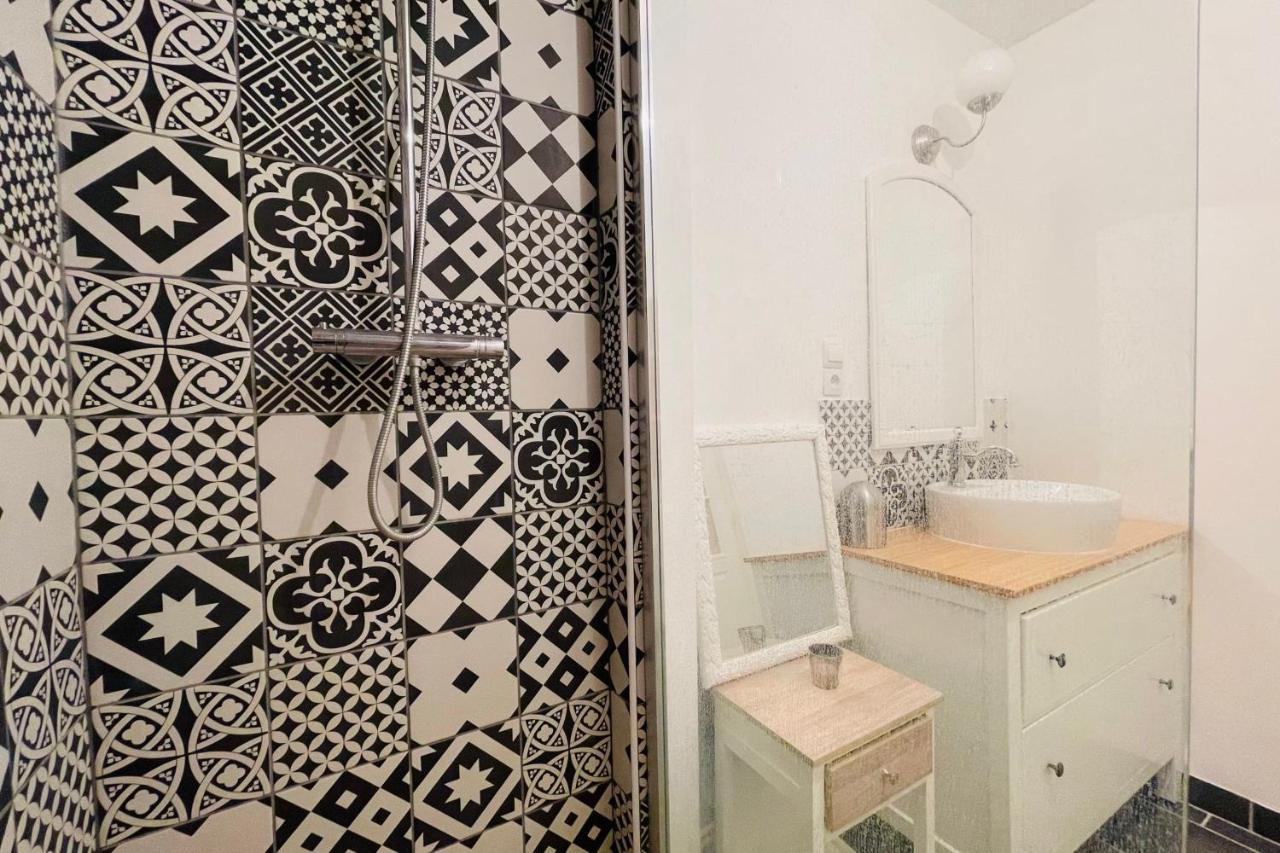 Superb Apartment 10 Min Walk From The Castle Амбоаз Екстериор снимка